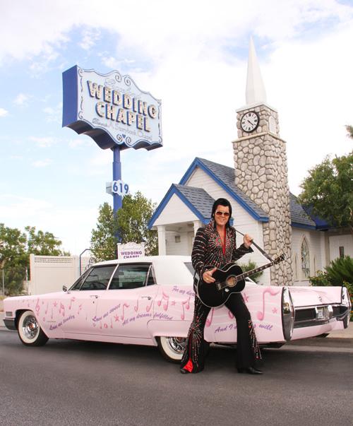 mariage-elvis-a-la-chapelle-avec-pickup-depot