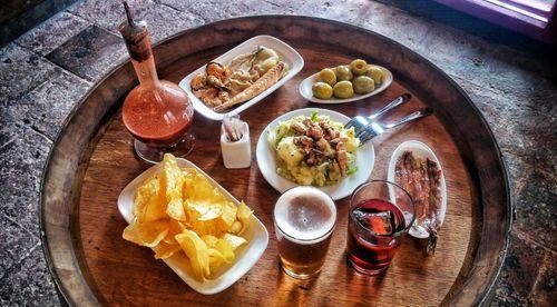 pincho-gastronomique-tapa-artisanal-vin-local-cava