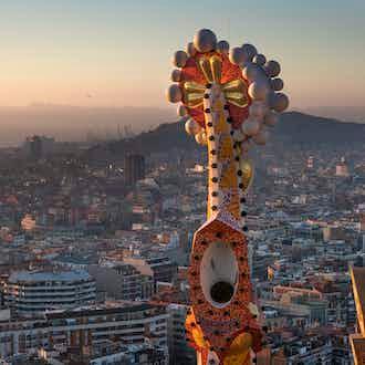 sagrada-familia-acces-a-la-tour-day-eperience