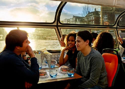 croisiere-sur-les-canaux-a-amsterdam
